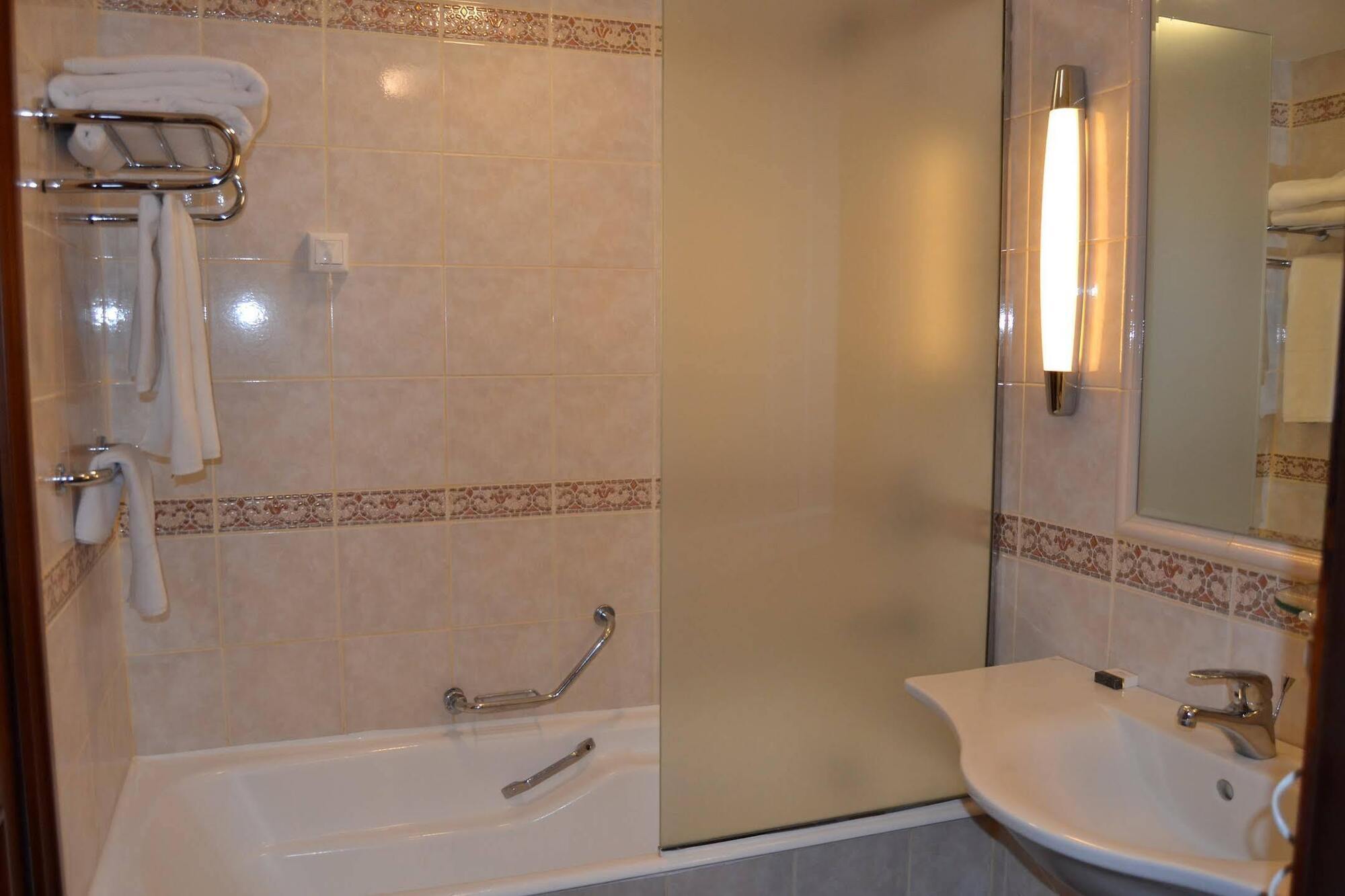 Ekinata Grand Toprak Hotel Sarıkamış Buitenkant foto